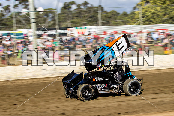 sprintcar 13 T13 Chris Gallagher - 9 - Latrobe - 27th Dec 2015-3