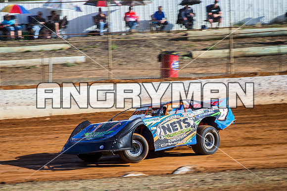 super sedan 8 T8 Steve Latham - 12 - Carrick - 8th Jan 2016-2