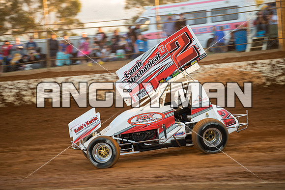 sprintcar 2 t2 Scott Bissett - 21 - Carrick - 20th Feb 2016-5