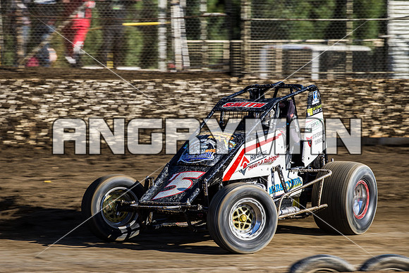 wingless 5 t5 jeremy smith - 16 - Latrobe - 23rd Jan 2016 - Grand National-4