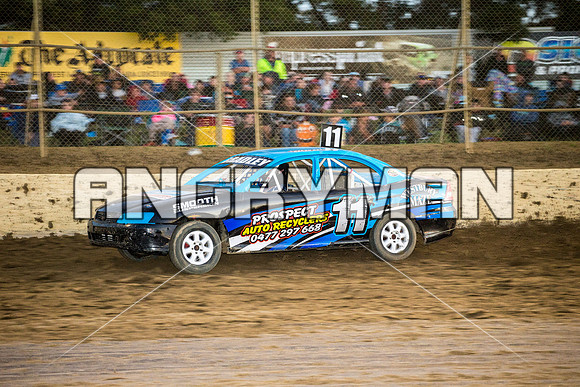 street stock 11 t11 - 9 - Latrobe - 27th Dec 2015-6