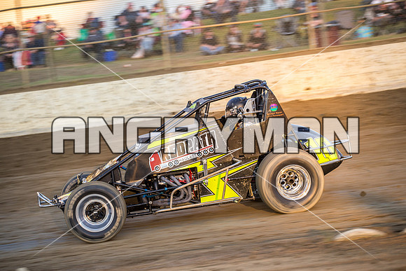 wingless 10 t10 Luke Redpath - 5 - Latrobe - 14th Nov 2015-7