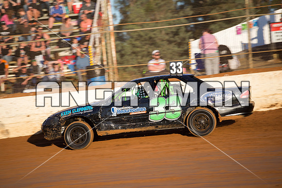 street stock 33 t33 - 21 - Carrick - 20th Feb 2016-3