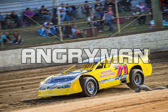super sedan 71 t71 Robbie Bird - 7 - Latrobe - 5th Dec 2015-2