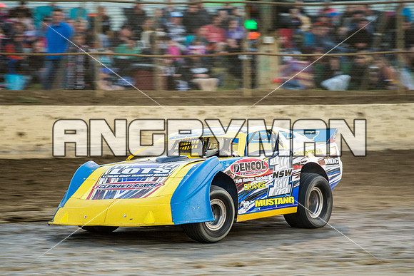 super sedan 17 n17 lachlan onley - 9 - Latrobe - 27th Dec 2015-9