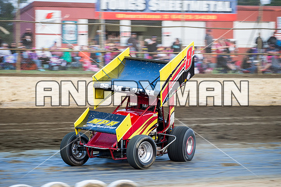 sprintcar 8 t8 Curt Smith - 15 - Latrobe - 16th Jan 2016-6