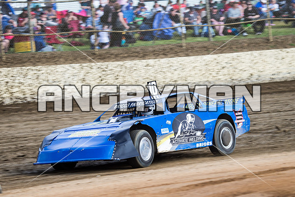 tassie six 10 - 7 - Latrobe - 5th Dec 2015