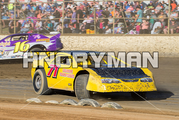 super sedan 71 t71 Robbie Bird - 9 - Latrobe - 27th Dec 2015-5