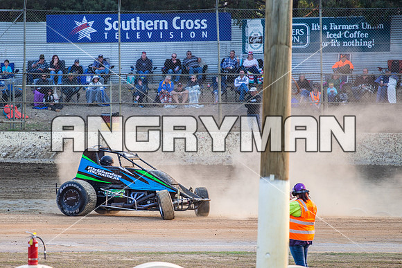 wingless 31 t31 peter griffiths - 15 - Latrobe - 16th Jan 2016-4