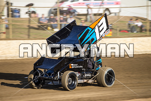 sprintcar 13 T13 Chris Gallagher - 14 - Latrobe - 15th Jan 2016