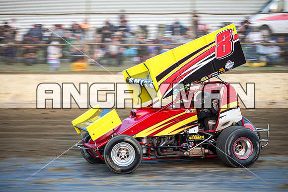 sprintcar 8 t8 Curt Smith - 15 - Latrobe - 16th Jan 2016-3