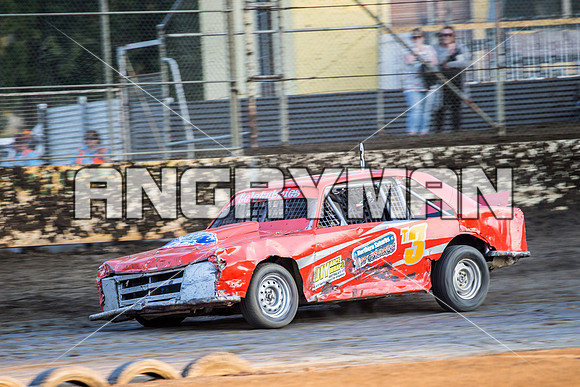 bomber 3 - 16 - Latrobe - 23rd Jan 2016 - Grand National-4