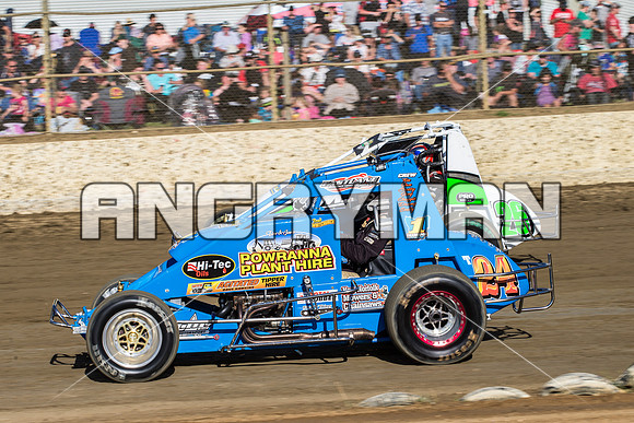 wingless 24 t24 brad whitchurch - 9 - Latrobe - 27th Dec 2015