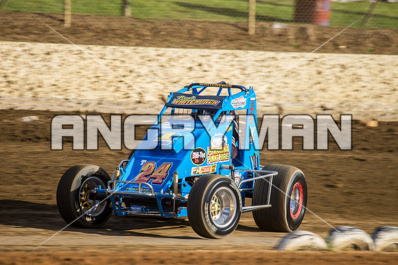 wingless 24 t24 brad whitchurch - 5 - Latrobe - 14th Nov 2015-2