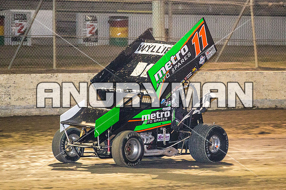 sprintcar 11 t11 Jason Redpath - 15 - Latrobe - 16th Jan 2016-10