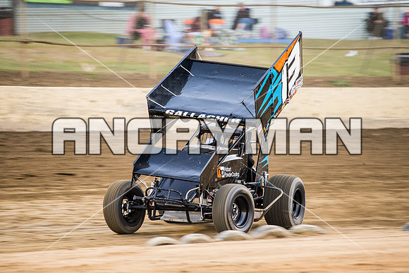 sprintcar 13 T13 Chris Gallagher - 14 - Latrobe - 15th Jan 2016-7
