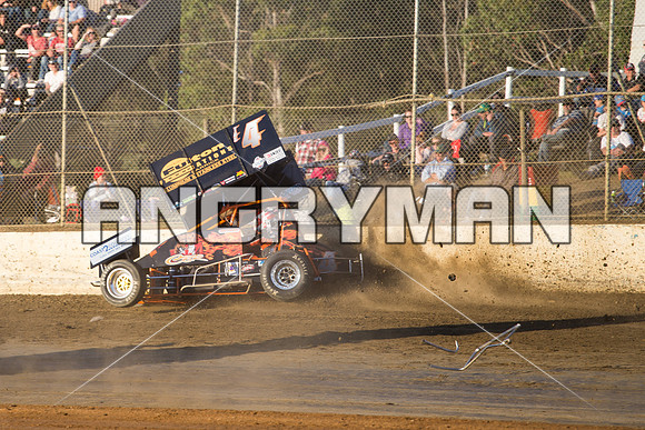 sprintcar 4 t4 Gerry Hoekstra - 9 - Latrobe - 27th Dec 2015-13