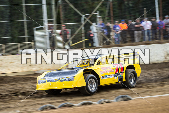 super sedan 71 t71 Robbie Bird - 8 - Hobart - 12th Dec 2015-2