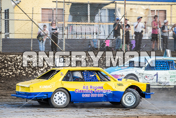 bomber 18 - 16 - Latrobe - 23rd Jan 2016 - Grand National-7