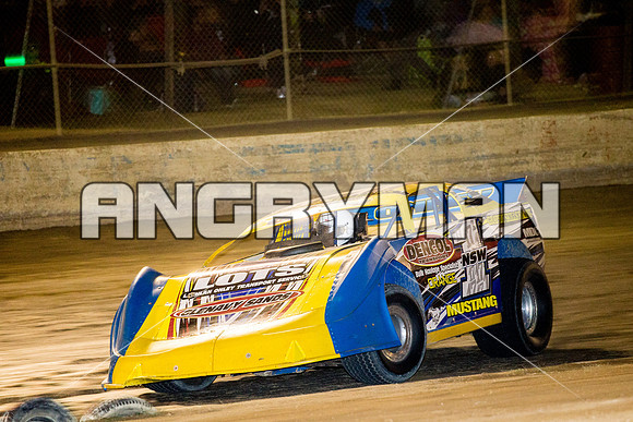 super sedan 17 n17 lachlan onley - 9 - Latrobe - 27th Dec 2015-18