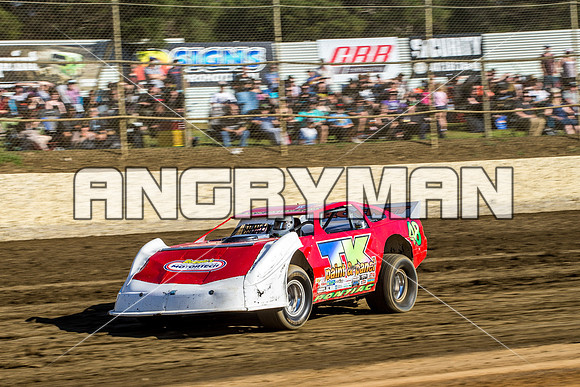 super sedan 48 t48 Wayne Dillon - 9 - Latrobe - 27th Dec 2015