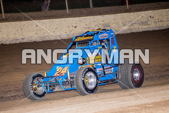 wingless 24 t24 brad whitchurch - 5 - Latrobe - 14th Nov 2015-11