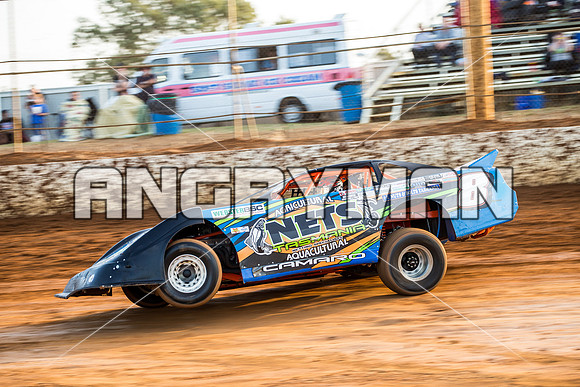 super sedan 8 T8 Steve Latham - 18 - Carrick - 5th Feb 2016-4
