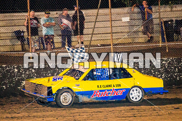 bomber 18 - 17 - Latrobe - 23rd Jan 2016 - Grand National-9