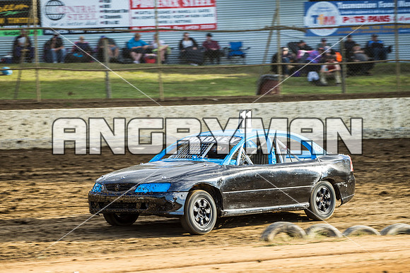 street stock 11 t11 - 5 - Latrobe - 14th Nov 2015