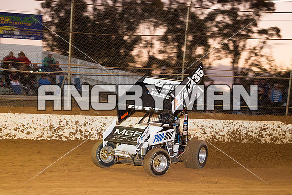 sprintcar 35 t35 Bruce Pitt - 21 - Carrick - 20th Feb 2016-4