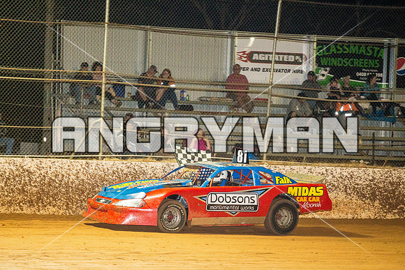 tassie six 81 - 18 - Carrick - 5th Feb 2016-12