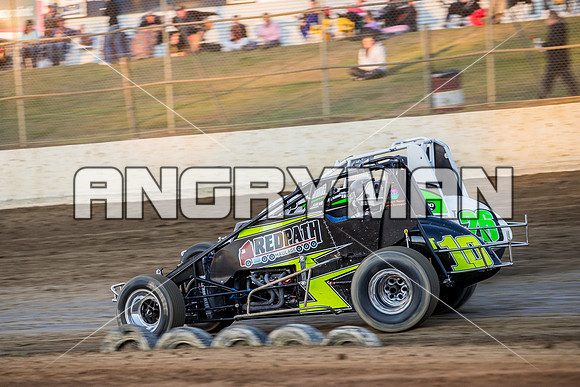 wingless 10 t10 Luke Redpath - 5 - Latrobe - 14th Nov 2015-12