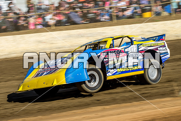 super sedan 17 n17 lachlan onley - 9 - Latrobe - 27th Dec 2015-3