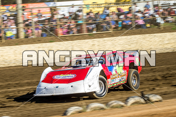 super sedan 48 t48 Wayne Dillon - 9 - Latrobe - 27th Dec 2015-3