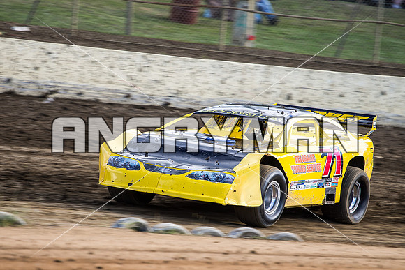 super sedan 71 t71 Robbie Bird - 5 - Latrobe - 14th Nov 2015