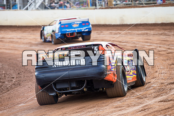 super sedan 5 T5 Leon Cleary - 18 - Carrick - 5th Feb 2016