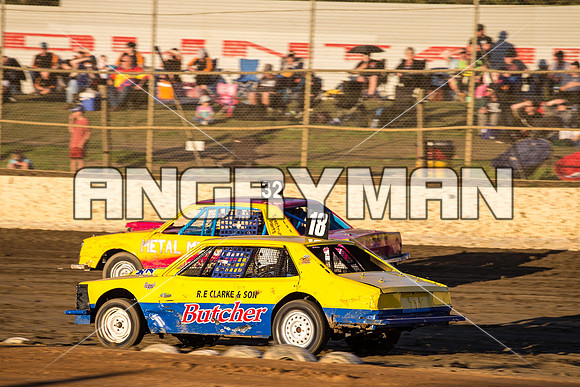 bomber 18 - 22 - Latrobe - 27th Feb 2016-6