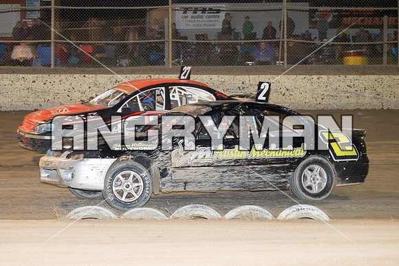 modified 2 T2 Matt Farrell - 15 - Latrobe - 16th Jan 2016-7