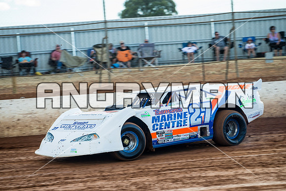 super sedan 27 T27 Leon Nicholls - 12 - Carrick - 8th Jan 2016-3