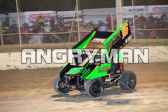 sprintcar 16 t16 Adam Alexander - 9 - Latrobe - 27th Dec 2015-4