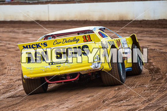 super sedan 11 t11 gil aylett - 18 - Carrick - 5th Feb 2016