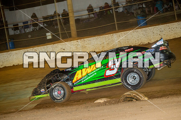 super sedan 3 t3 david nichols - 19 - Carrick - 6th Feb 2016-11
