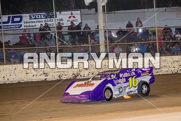 super sedan 16 t16 corey smith - 7 - Latrobe - 5th Dec 2015-9