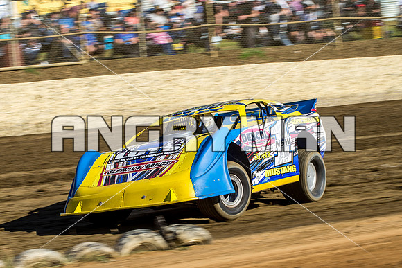 super sedan 17 n17 lachlan onley - 9 - Latrobe - 27th Dec 2015-2