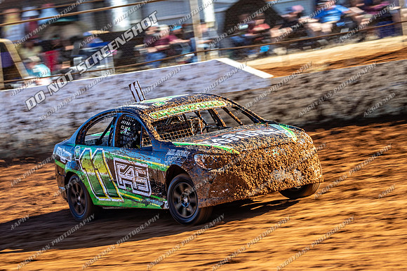 Street Stock 11 T11 - 10 - Carrick - 26th Dec 2019
