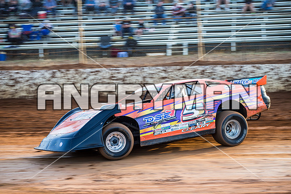 super sedan 5 T5 Leon Cleary - 18 - Carrick - 5th Feb 2016-4