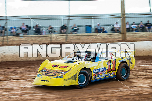 super sedan 11 t11 gil aylett - 12 - Carrick - 8th Jan 2016