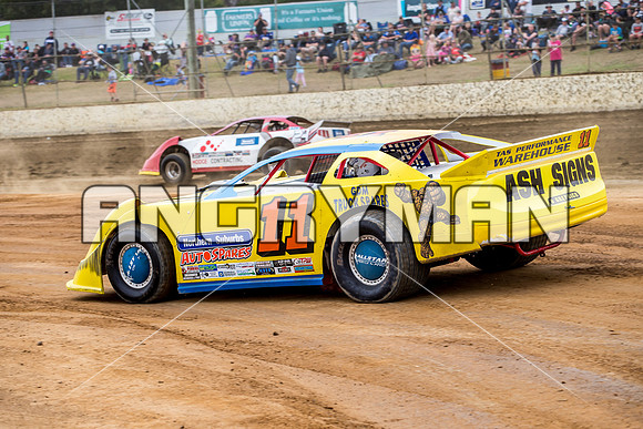 super sedan 11 t11 gil aylett - 7 - Latrobe - 5th Dec 2015-9