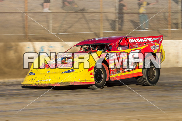 super sedan 0 v0 lucas roberts - 16 - Latrobe - 23rd Jan 2016 - Grand National-7