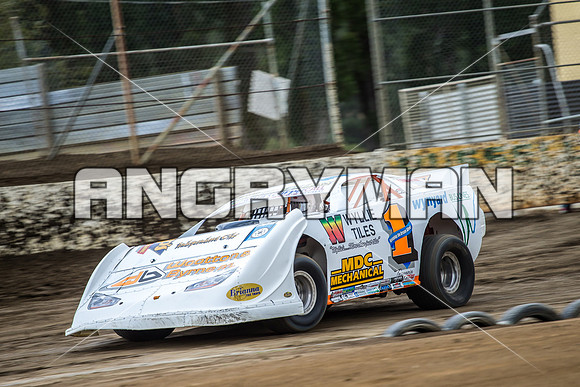 super sedan 22 t22 callum harper - 8 - Hobart - 12th Dec 2015